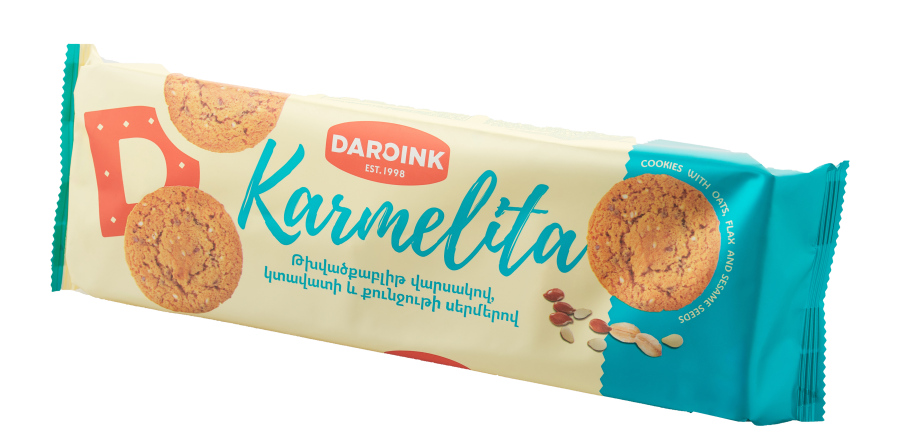  "Karmelita" cookie with oatmeal and flax and sesame seeds