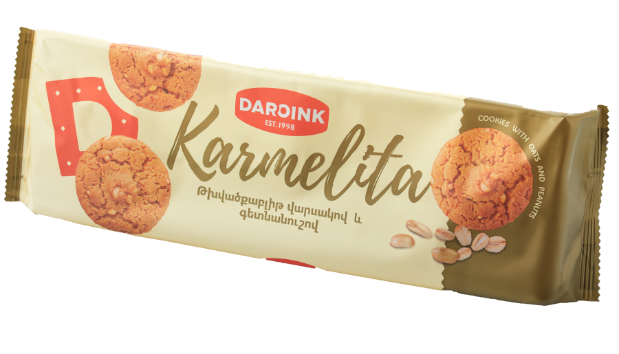  "Karmelita" cookie with oatmeal and hazelnuts