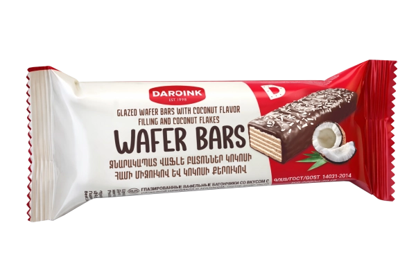Жареные вафельные батончики с кокосовой начинкой и кокосовой стружкой